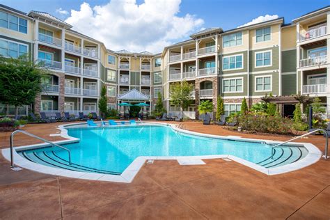 Valley Crest Park has rental units ranging from 750-950 sq ft starting at 930. . Birmingham apartments for rent